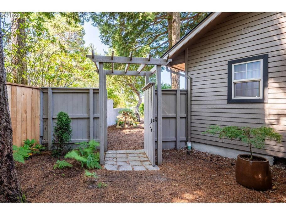 Comfy 4B/2B Home Near Dunes & Ocean! Pet Friendly! Florence Exterior photo